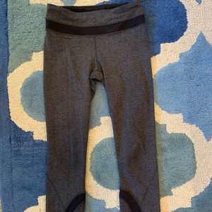 LuluLemon cropped leggings size 4